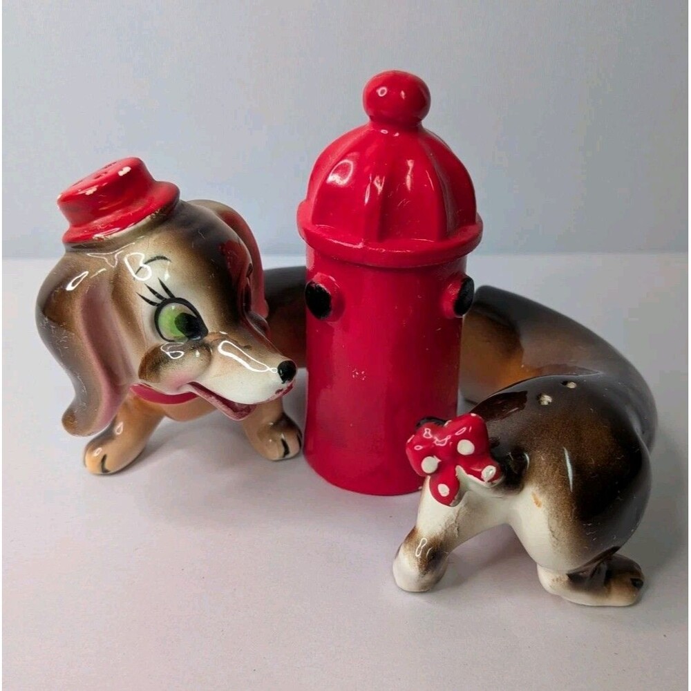 VTG Artmark Hi Friend Dachshund Dog Long Salt Pepper Shakers Fire Hydrant Japan